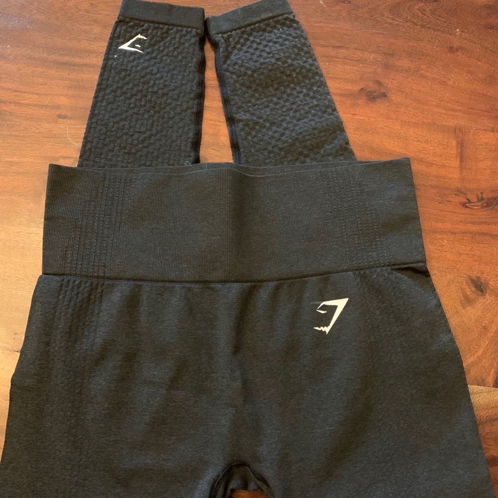 COPY - Gym Shark leggings